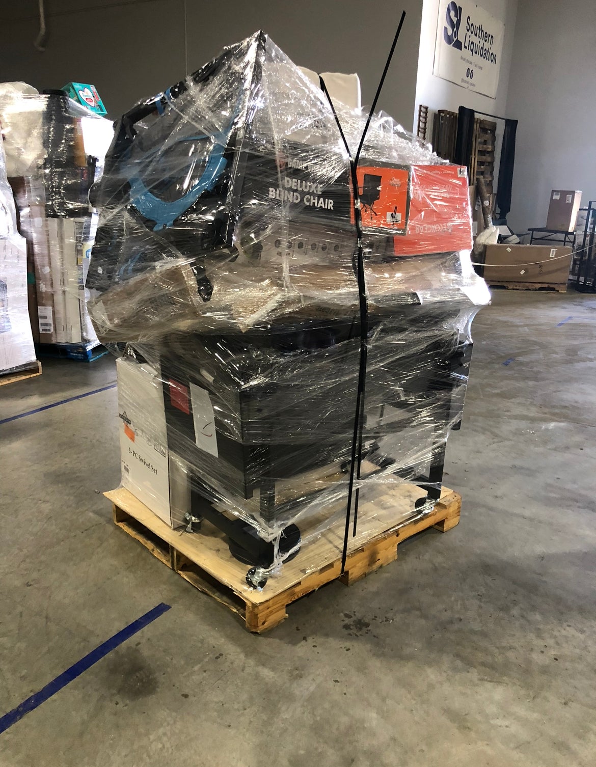 Sporting-Goods-Truckloads-1-1 wholesale sporting goods pallets