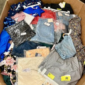 Wholesale Macy’s Women’s Clothing Liquidation Pallets